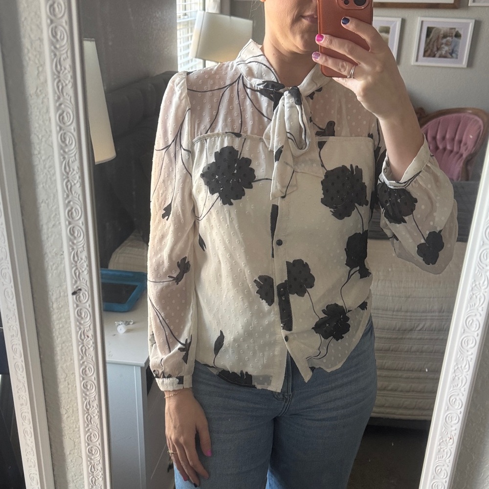 Chic Black and White Floral Blouse